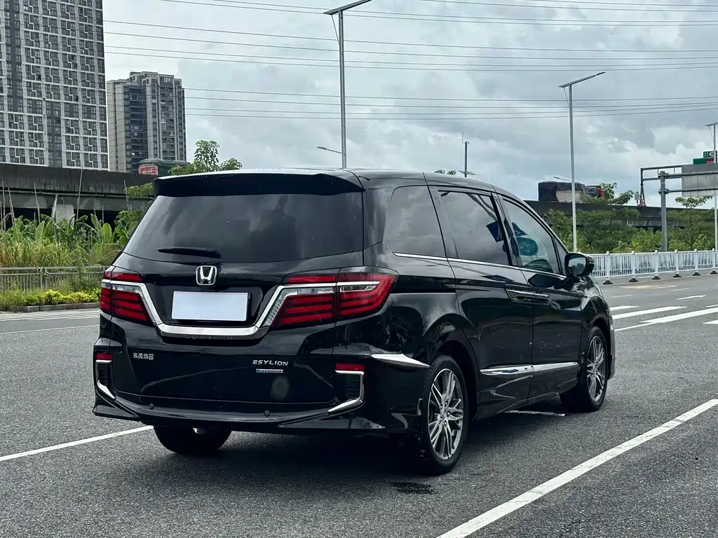 Honda Elysion — фото 8
