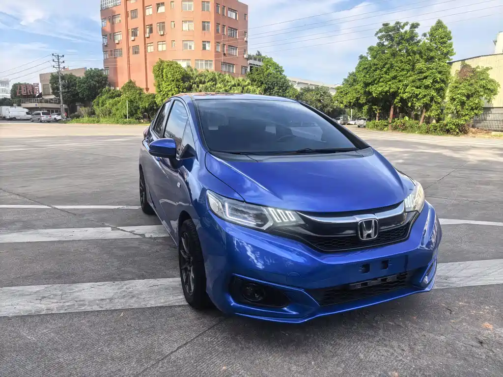 Honda Fit — фото 3
