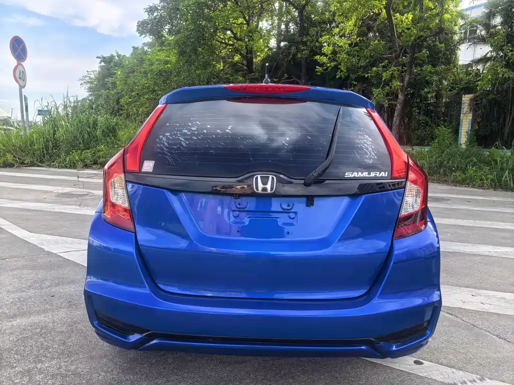 Honda Fit — фото 6