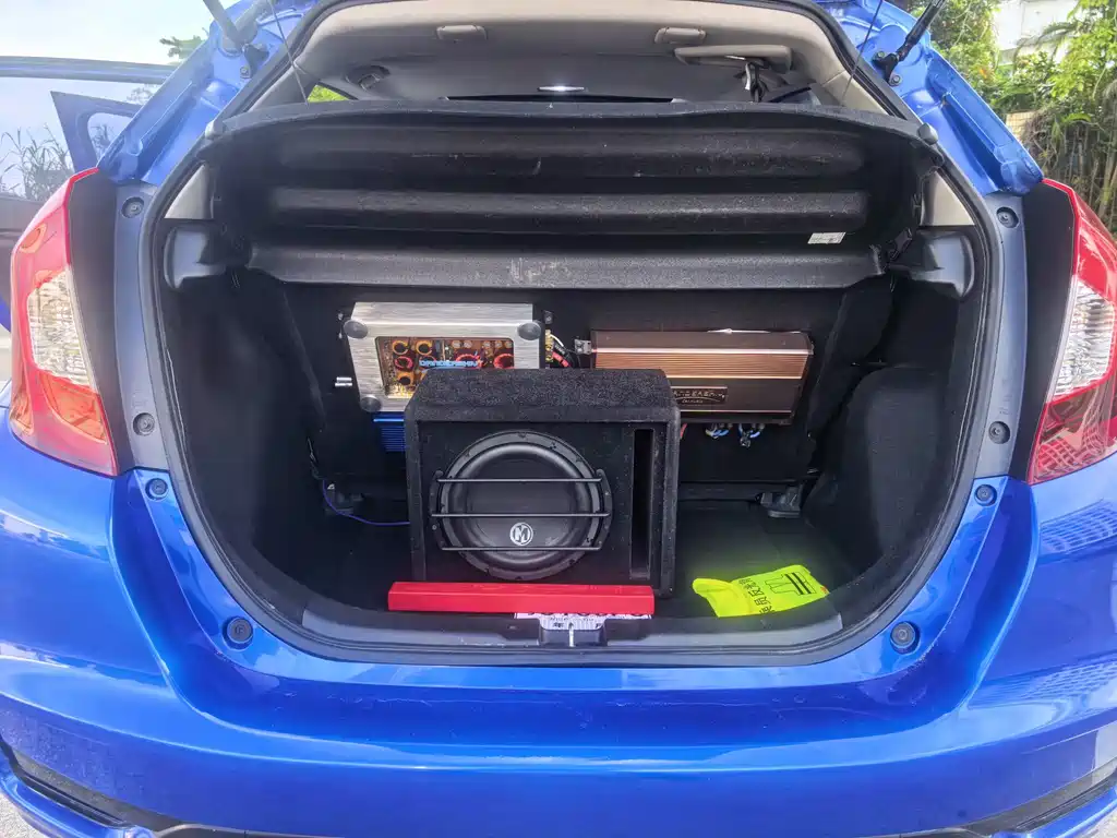 Honda Fit — фото 9