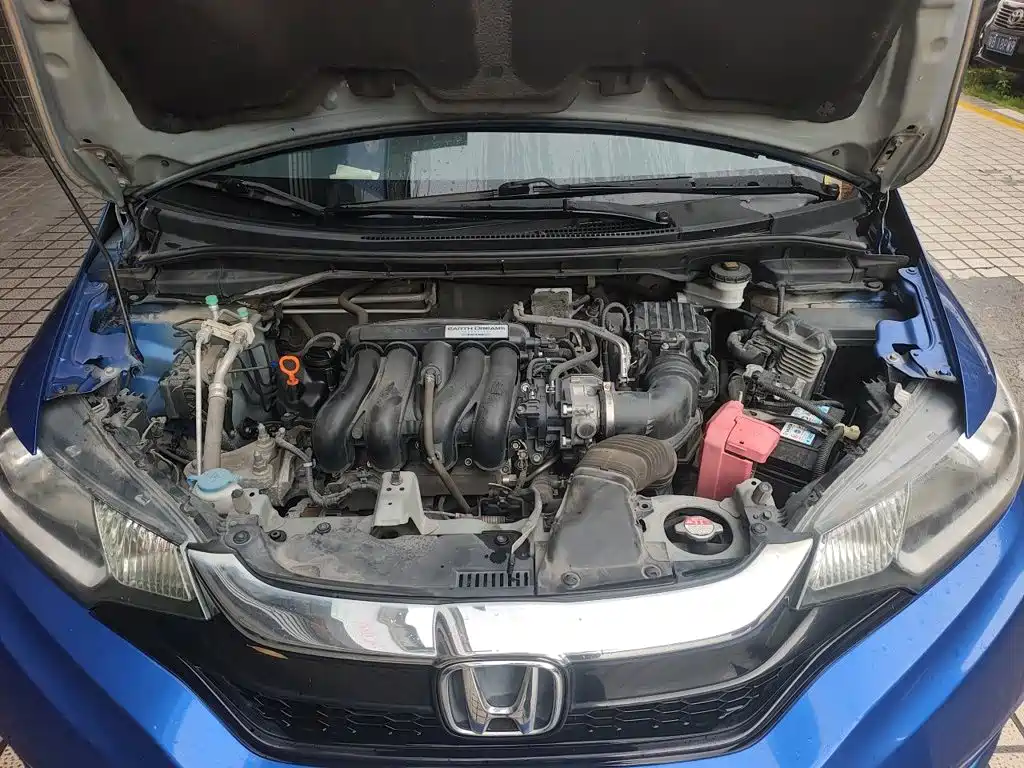 Honda Fit — фото 11