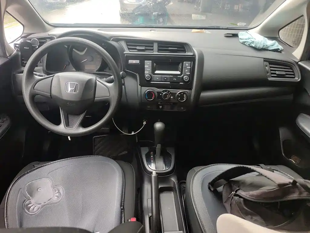Honda Fit — фото 13