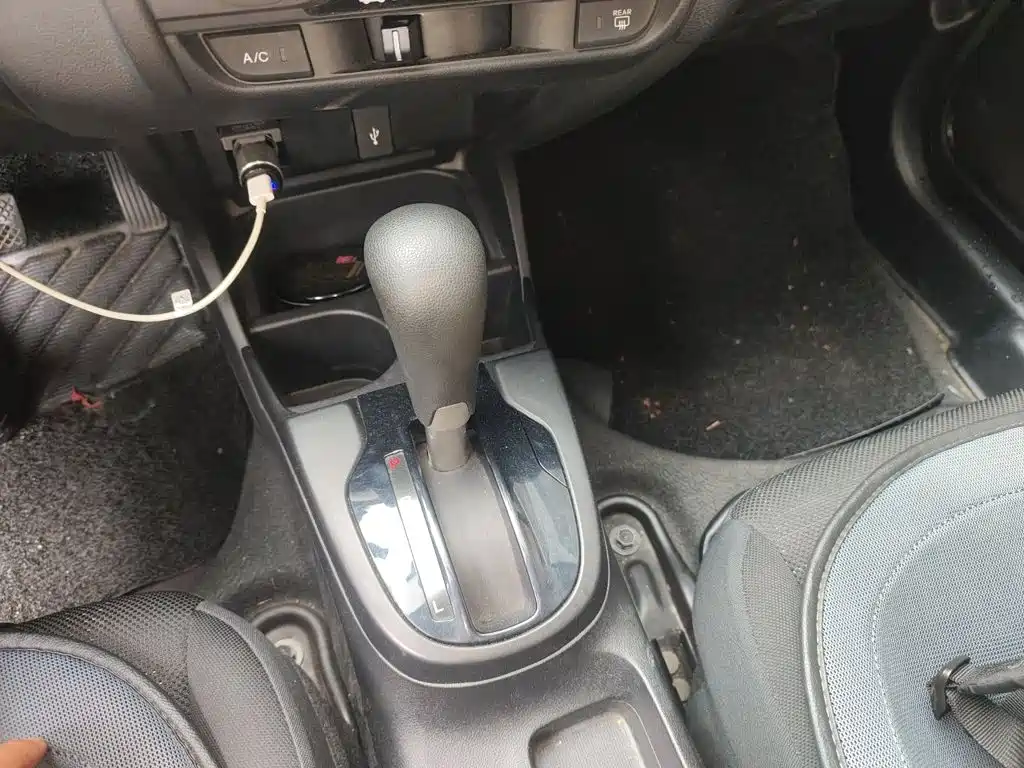 Honda Fit — фото 7
