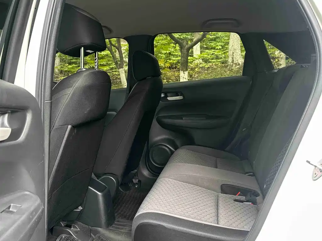 Honda Fit — фото 5