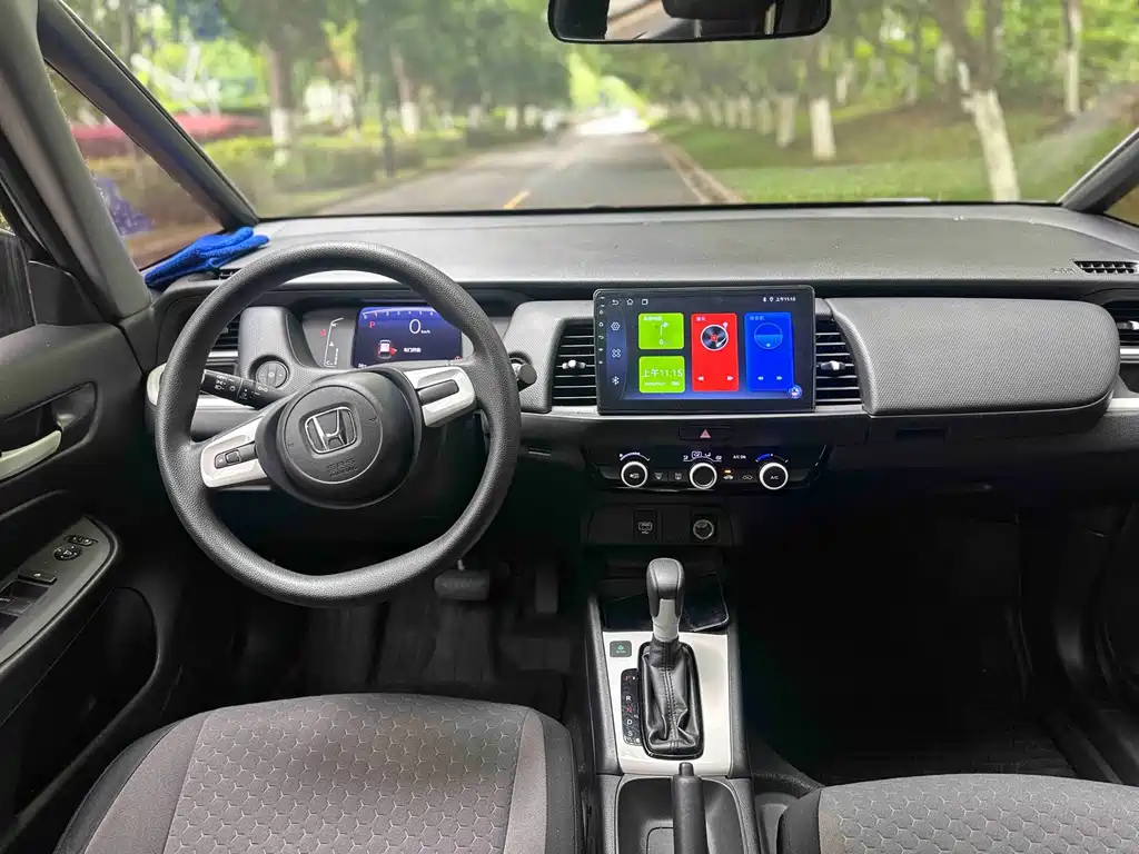 Honda Fit — фото 6
