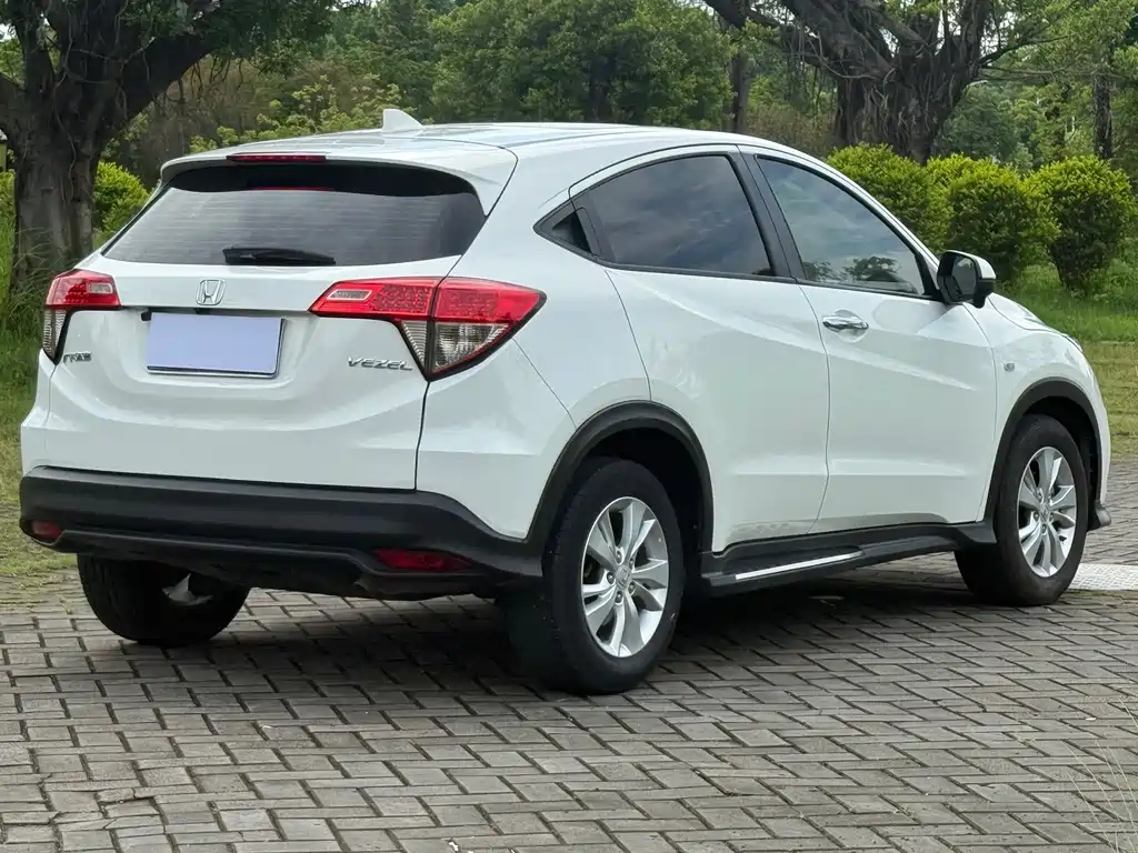 Honda Vezel — фото 20