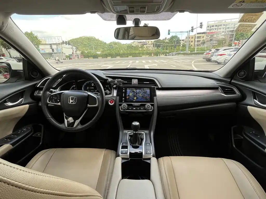 Honda Civic — фото 6