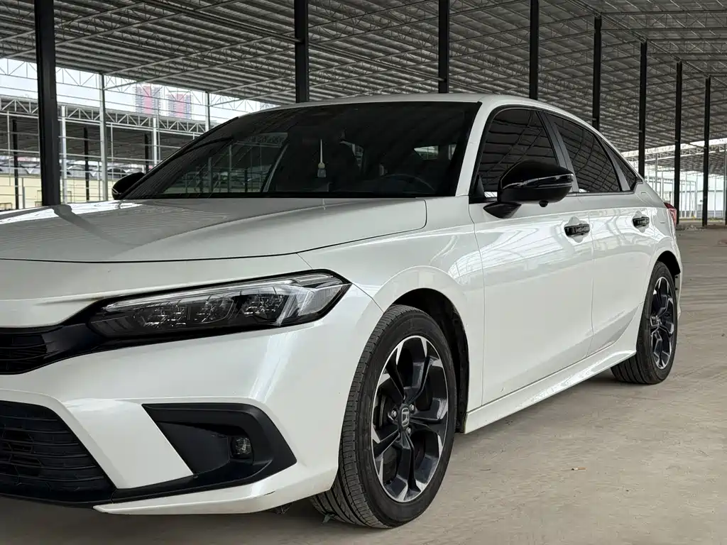 Honda Civic — фото 10