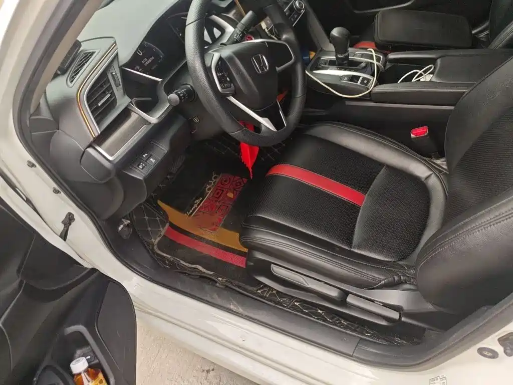 Honda Civic — фото 8