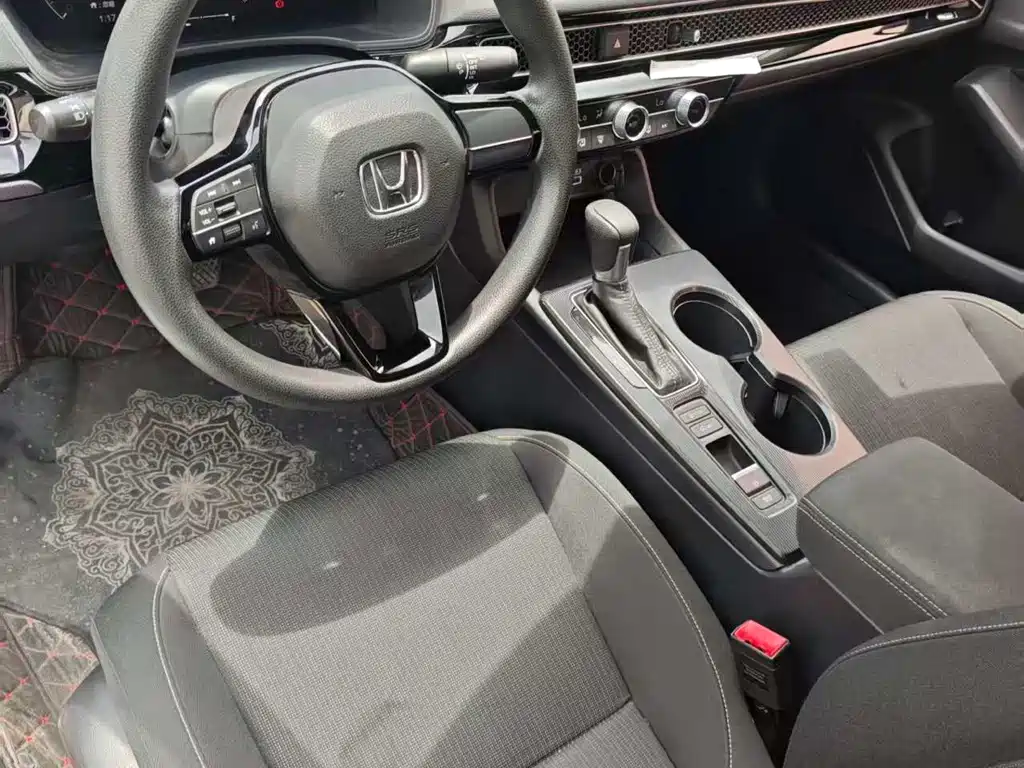 Honda Civic — фото 9