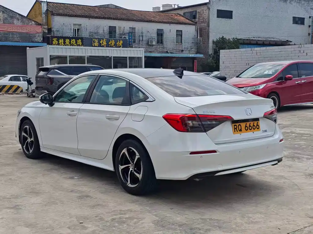 Honda Civic — фото 4