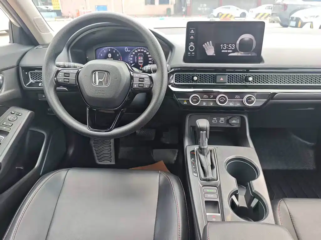 Honda Civic — фото 8