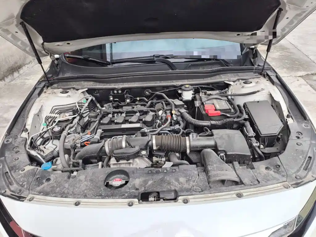 Honda Accord — фото 11