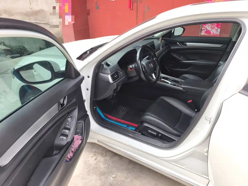 Honda Accord — фото 14