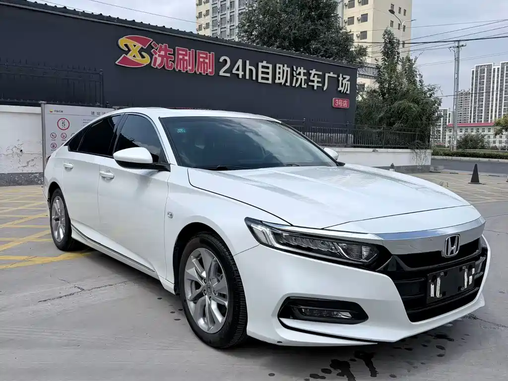 Honda Accord — фото 3