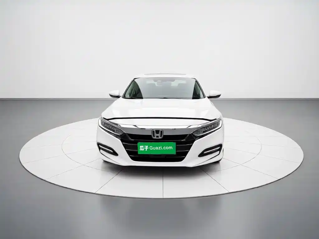 Honda Accord — фото 24