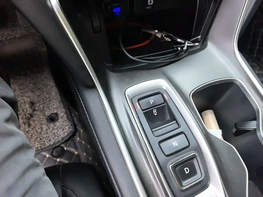 Honda Accord — фото 7