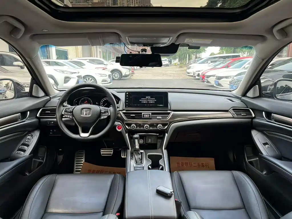 Honda Accord — фото 5