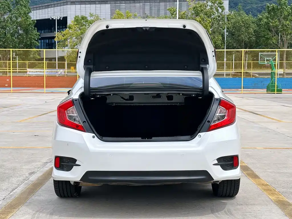 Honda Civic — фото 33