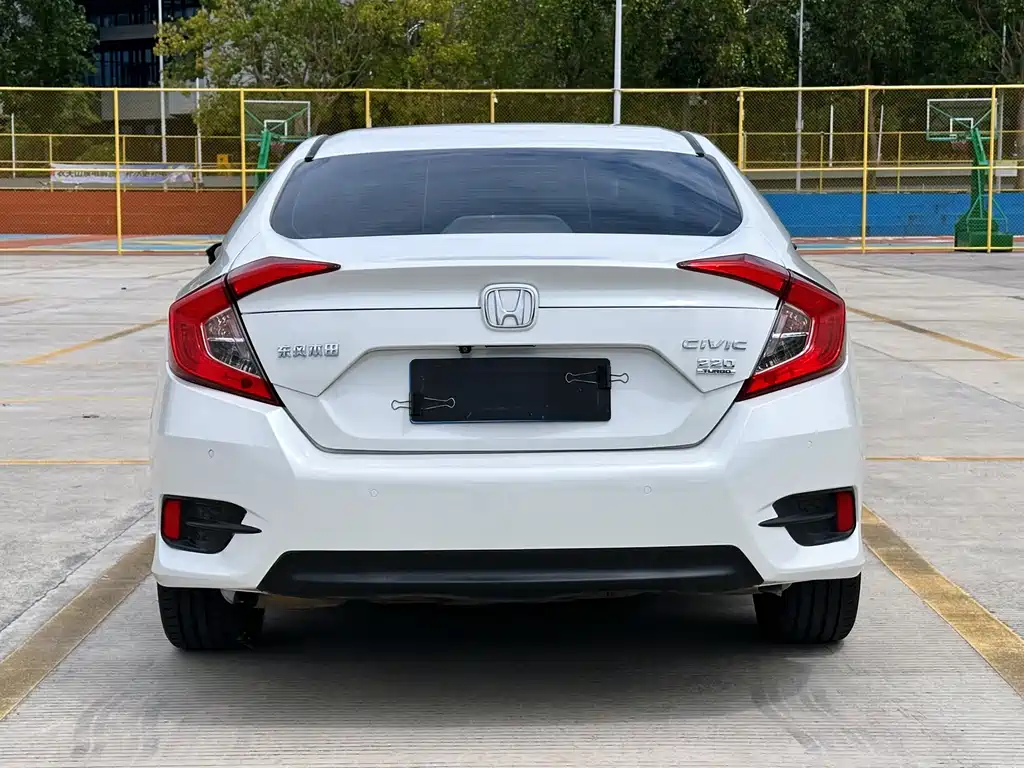 Honda Civic — фото 34