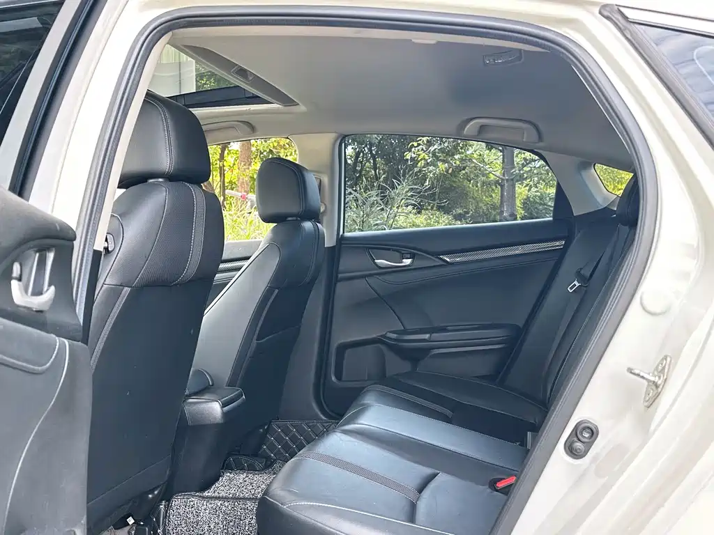 Honda Civic — фото 6