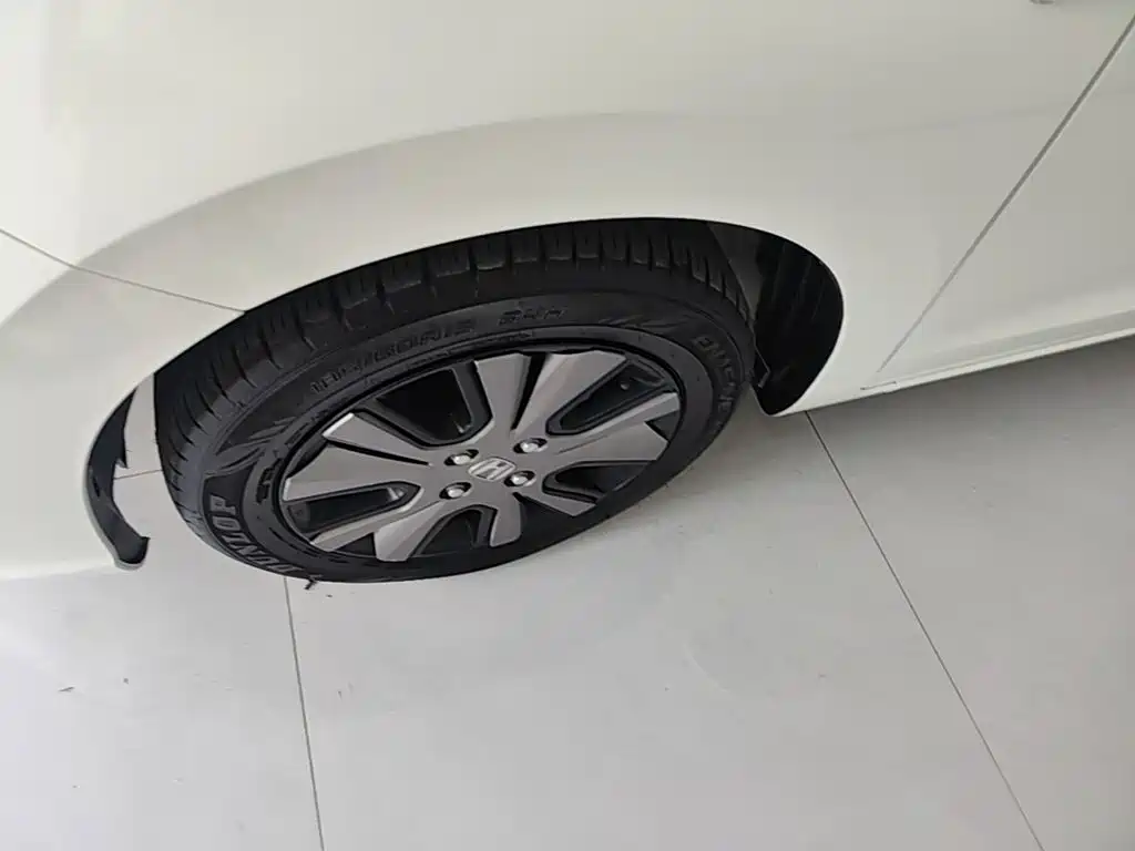 Honda Fit — фото 25