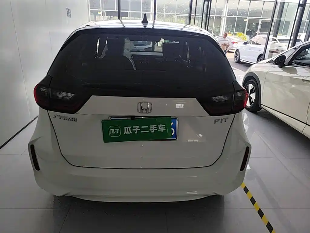Honda Fit — фото 4