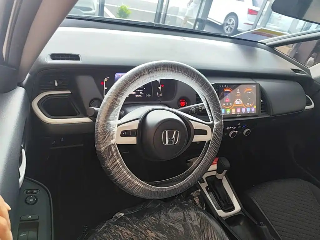 Honda Fit — фото 6
