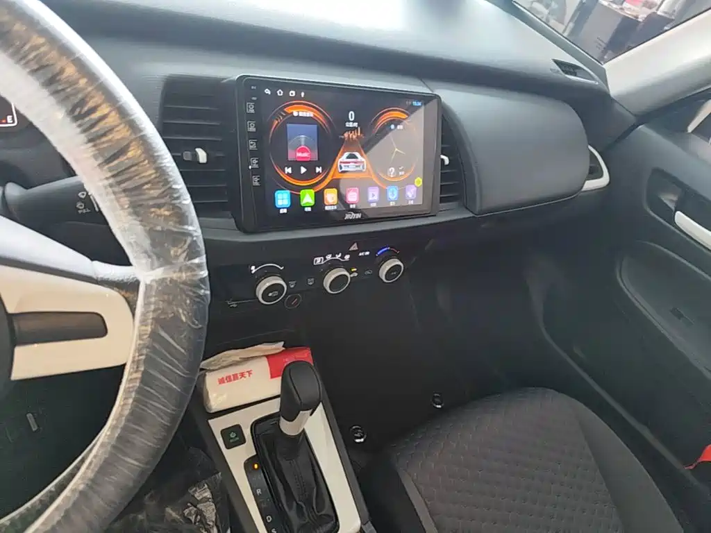 Honda Fit — фото 9