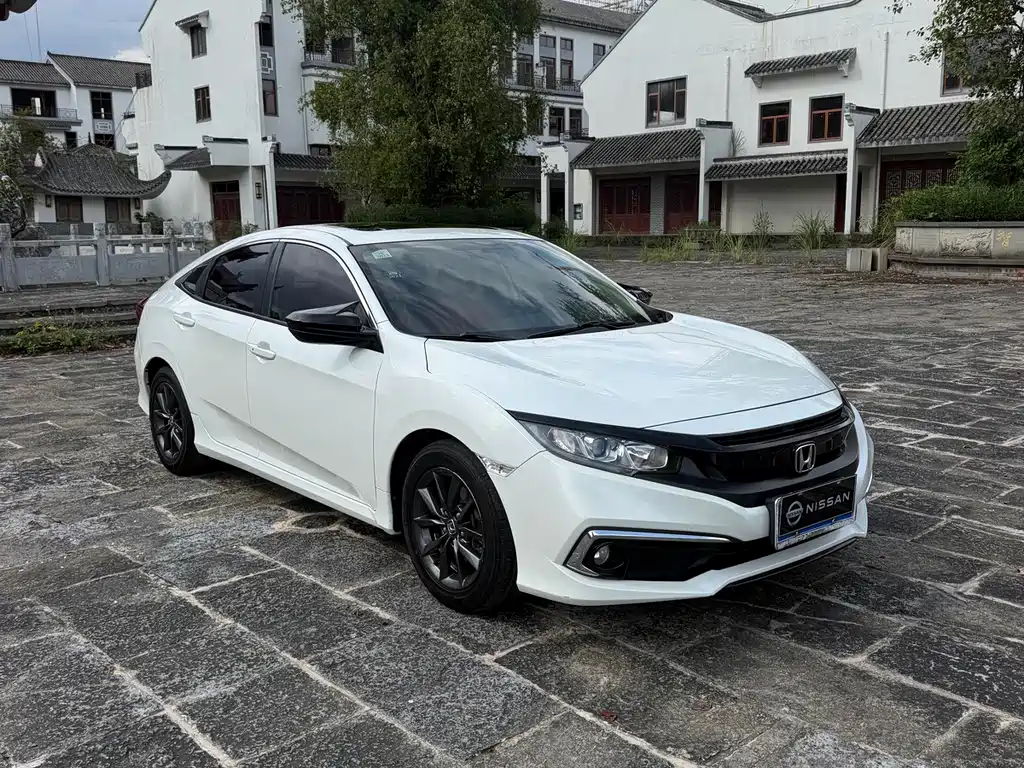 Honda Civic — фото 3