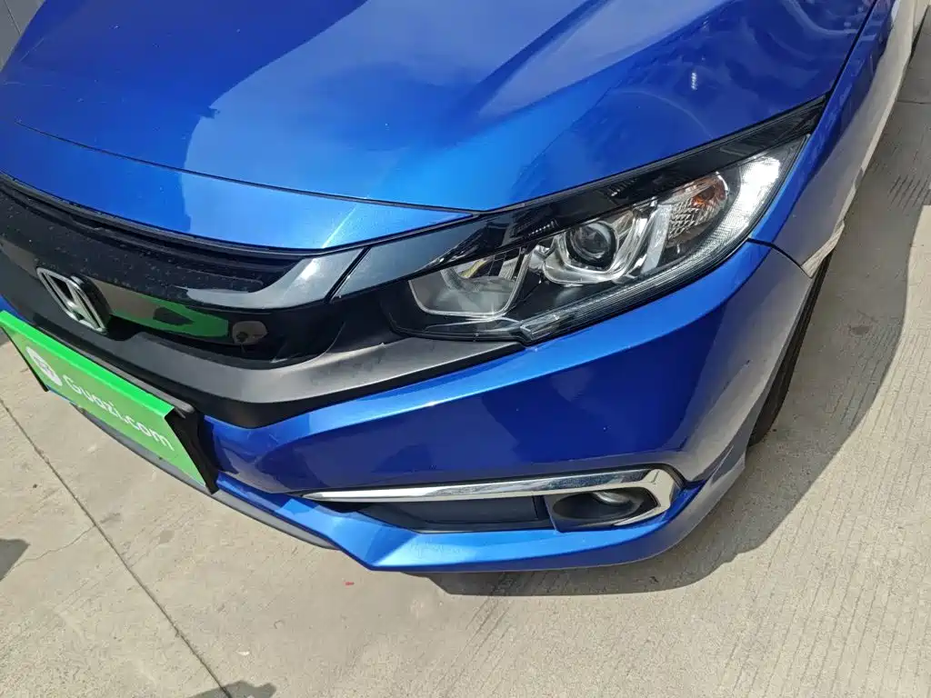 Honda Civic — фото 18
