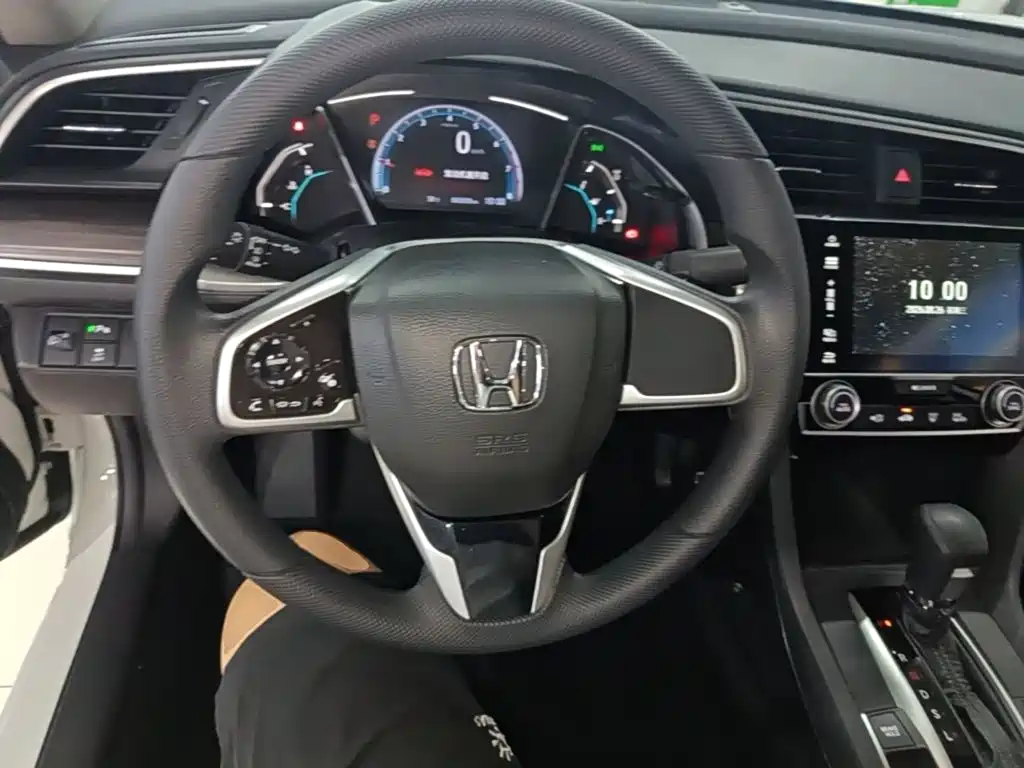 Honda Civic — фото 11