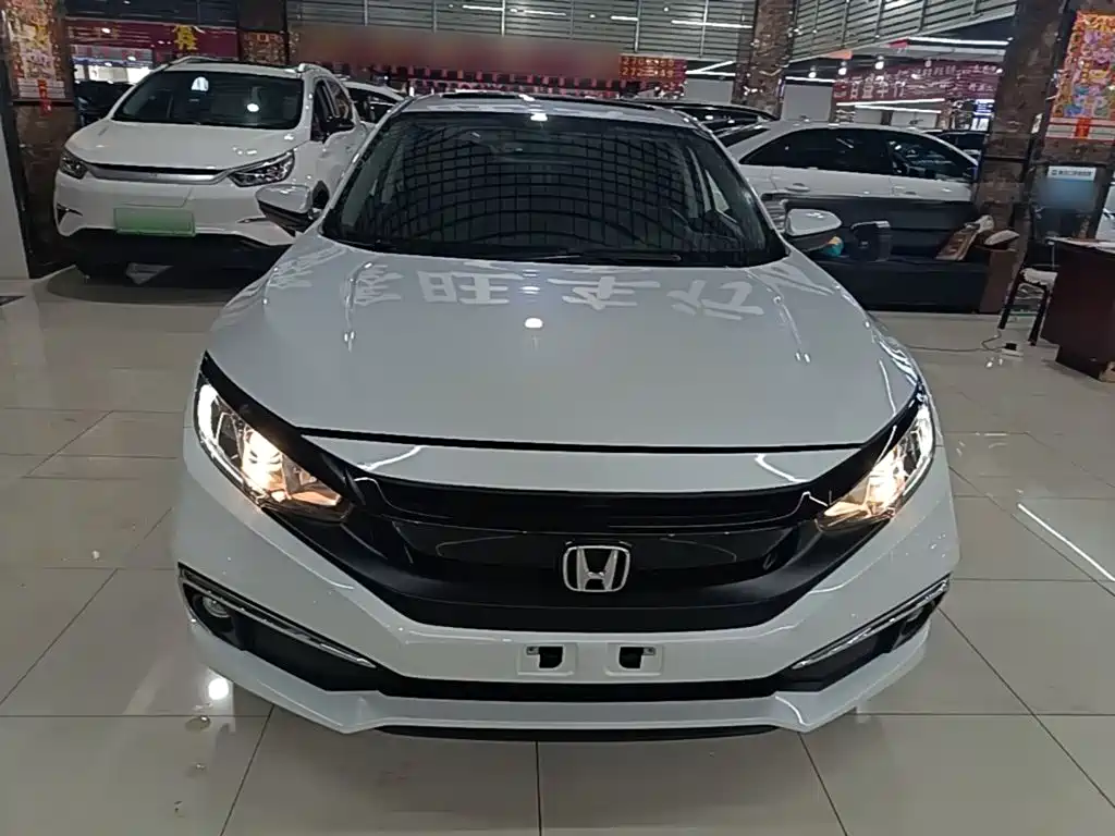 Honda Civic — фото 3