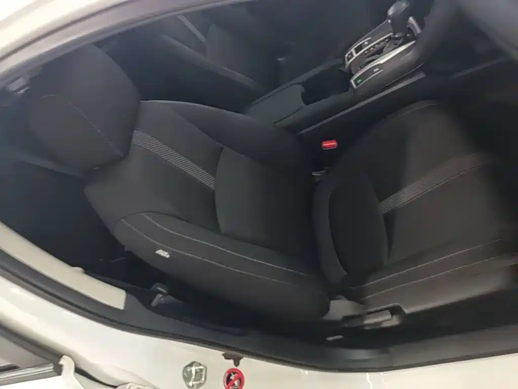 Honda Civic — фото 25