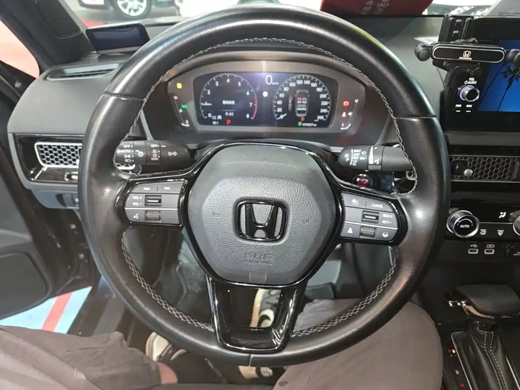 Honda Civic — фото 11
