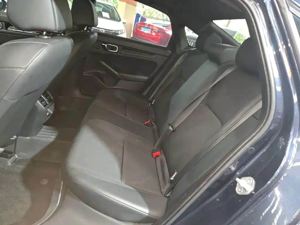 Honda Civic — фото 17