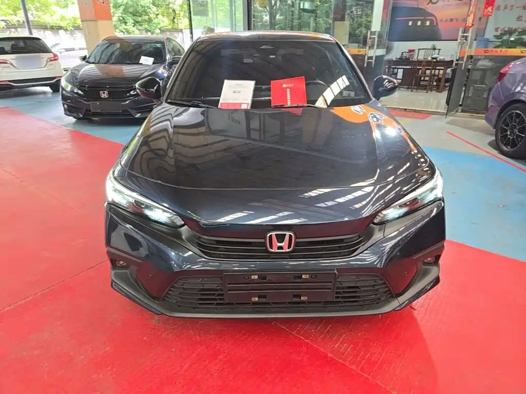 Honda Civic — фото 3