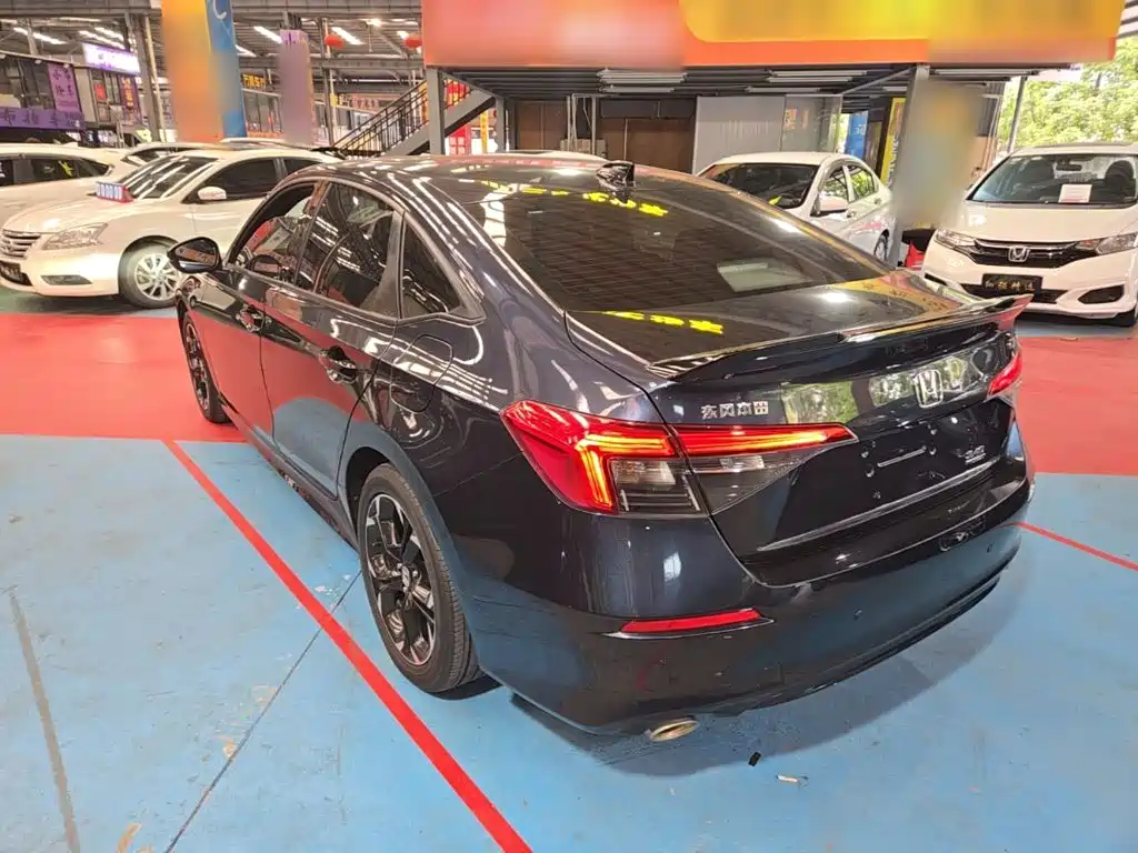 Honda Civic — фото 5