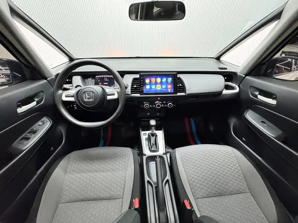 Honda Fit — фото 13