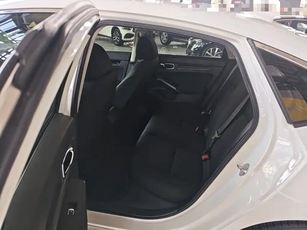 Honda Civic — фото 13