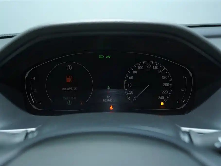 Honda Accord — фото 18