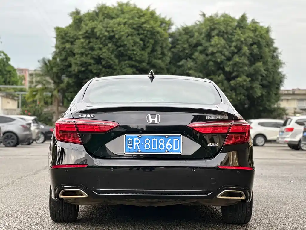 Honda Inspire — фото 17
