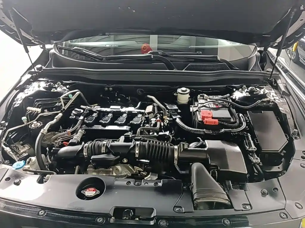 Honda Accord — фото 20