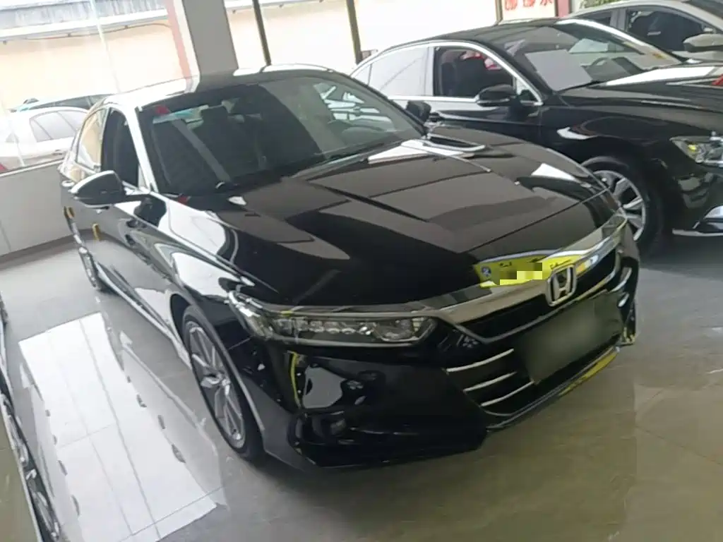 Honda Accord — фото 4