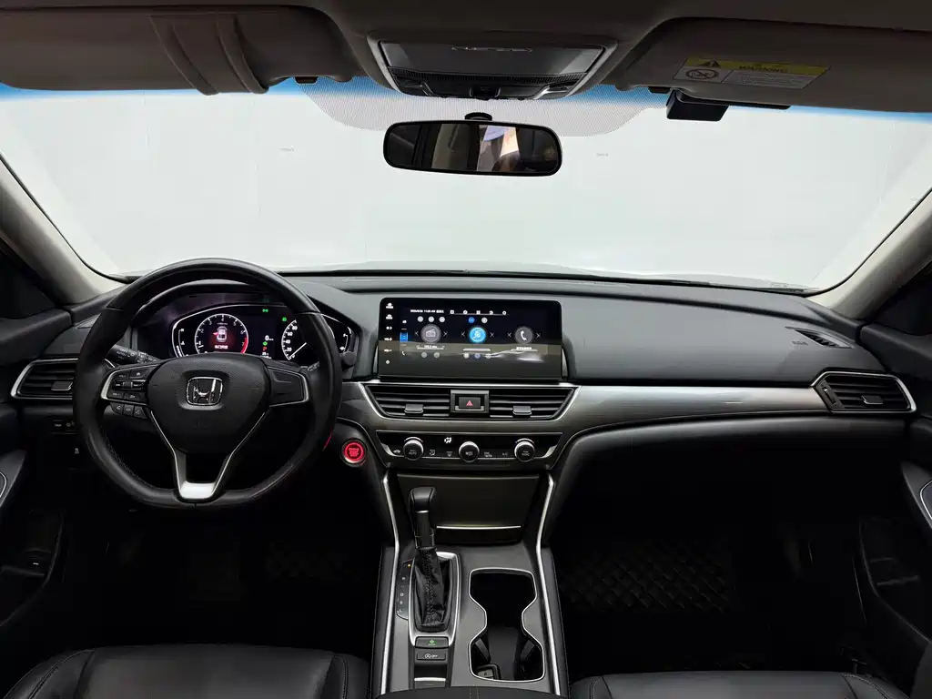 Honda Accord — фото 14