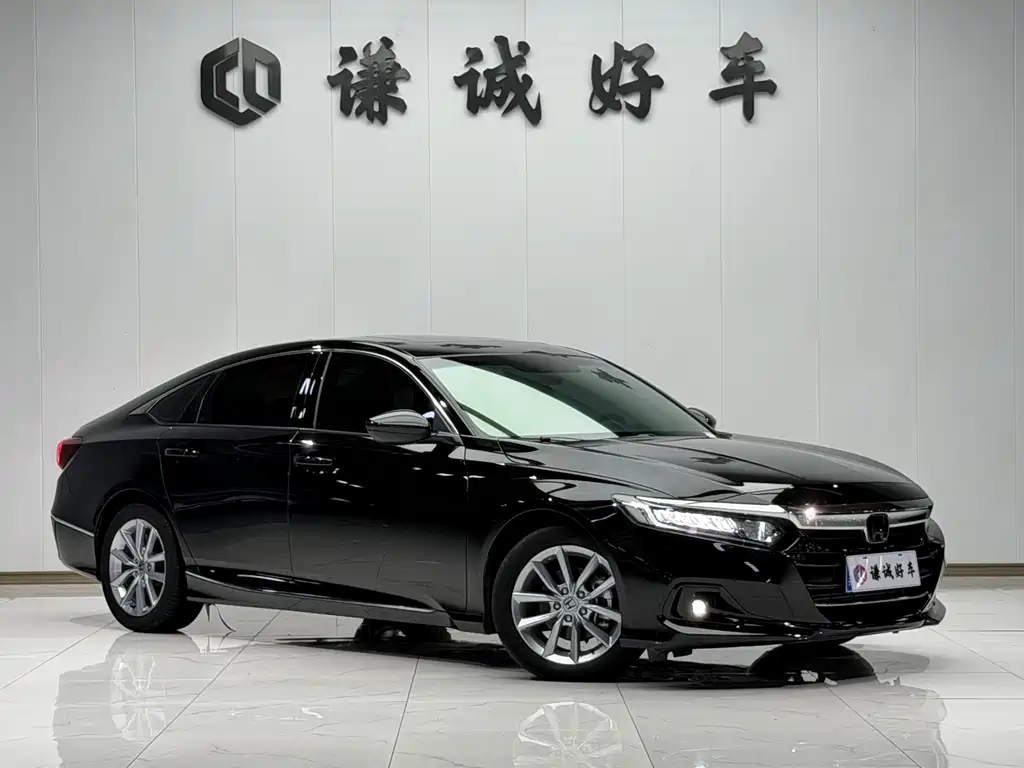 Honda Accord — фото 3