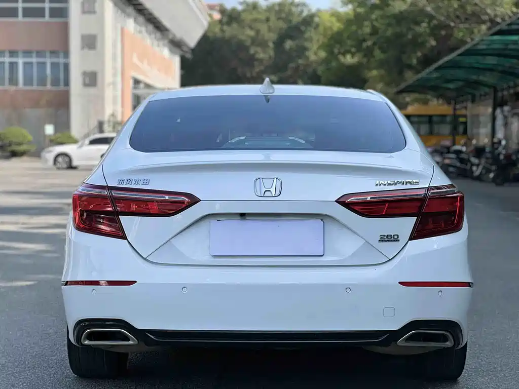 Honda Inspire — фото 14