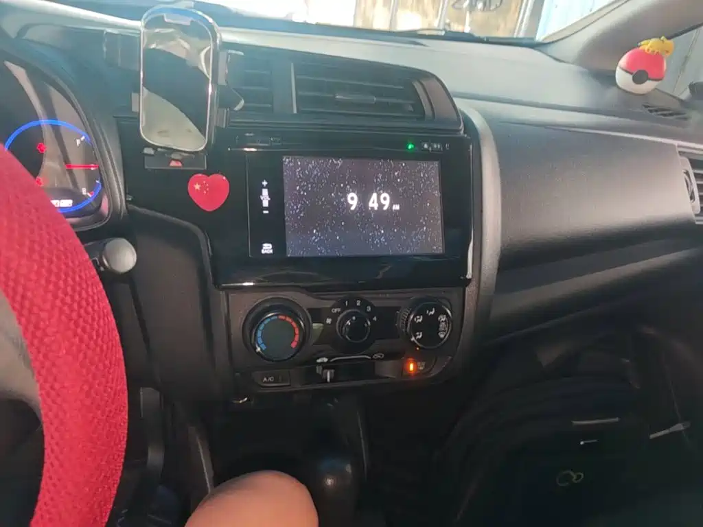 Honda Fit — фото 13