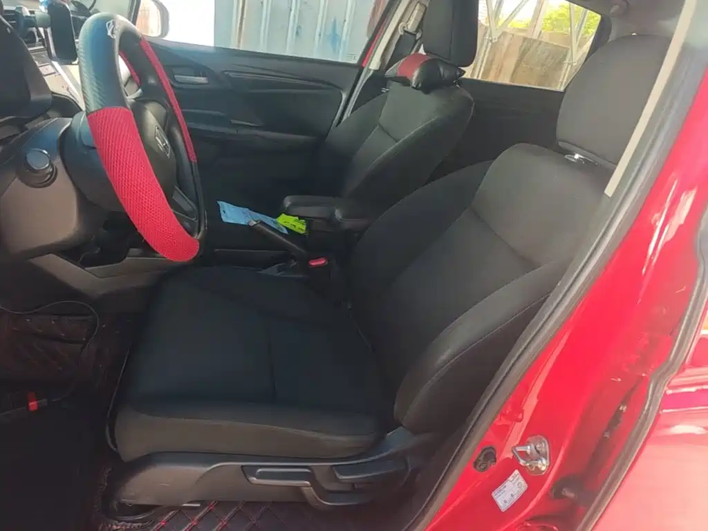 Honda Fit — фото 15