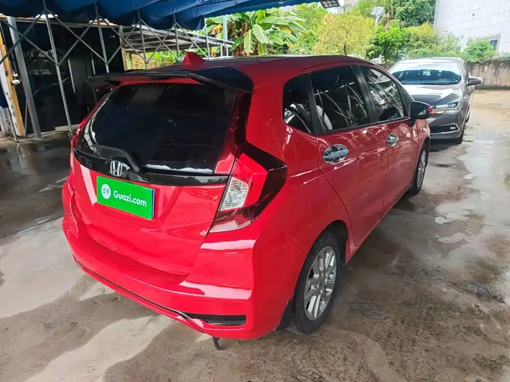 Honda Fit — фото 7